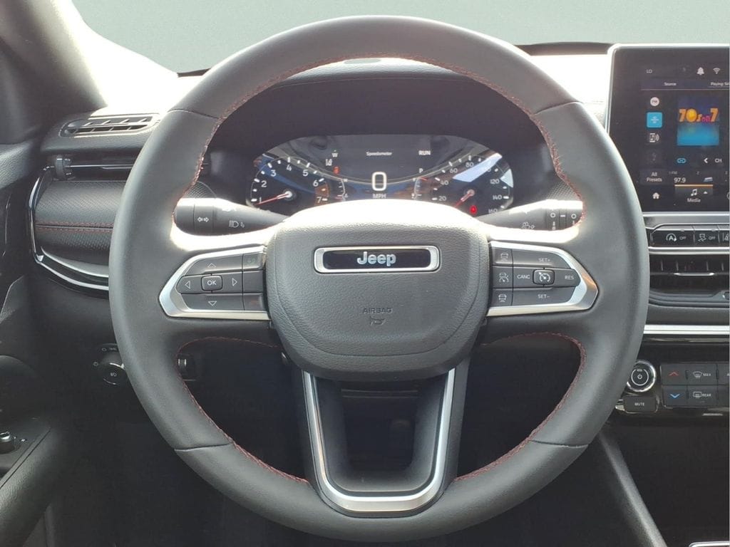 2025 Jeep Compass Trailhawk - Photo 19