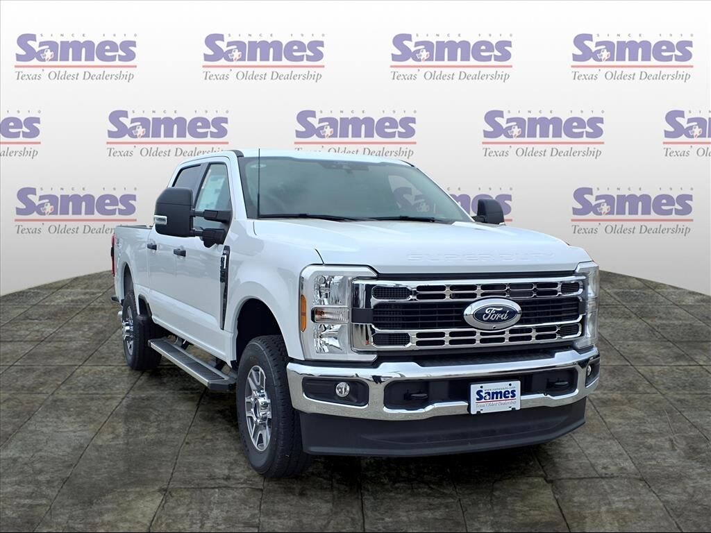 New 2025 Ford F-250 Truck Crew Cab