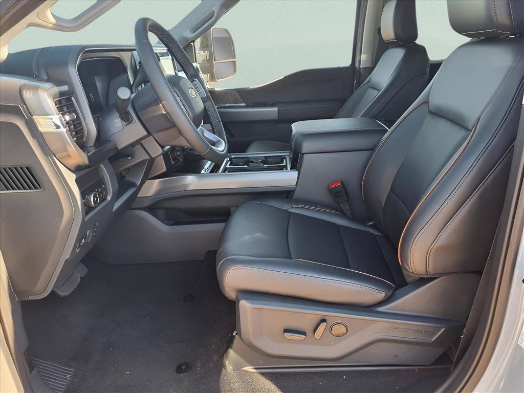 2026 Ford F-250 Super Duty Lariat - Photo 6