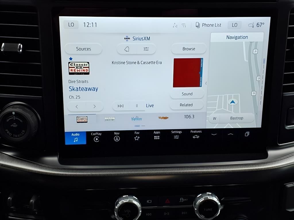 2025 Ford F-150 Platinum - Photo 12