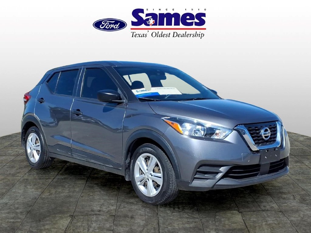 Used 2020 Nissan Kicks S with VIN 3N1CP5BV8LL549213 for sale in Bastrop, TX