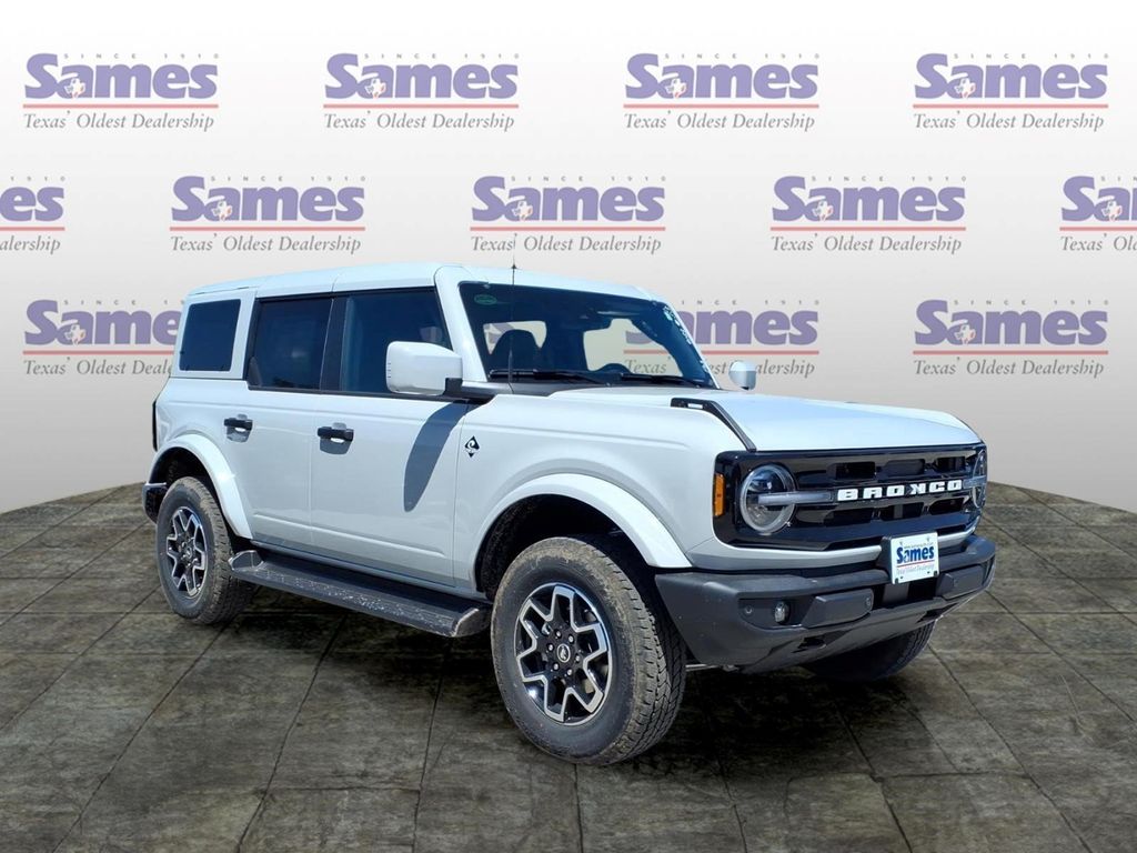 New 2026 Ford Bronco Outer Banks