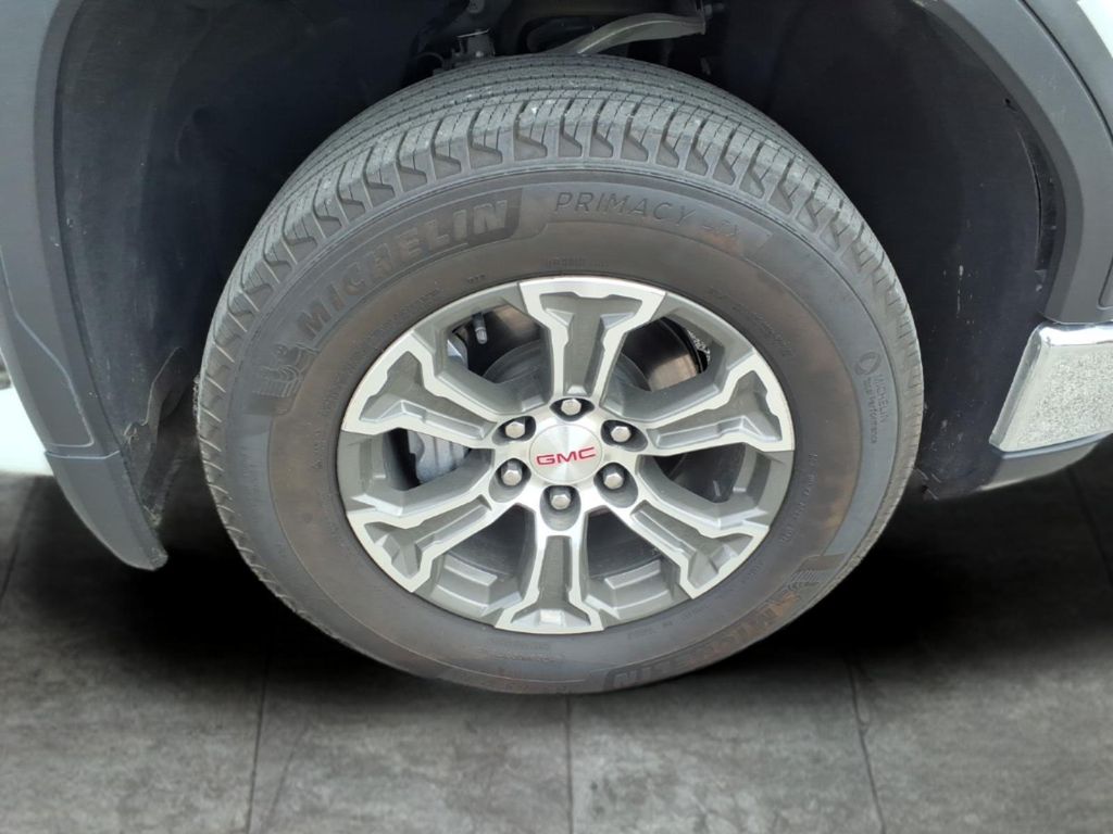 2024 GMC Sierra 1500 SLT - Photo 6