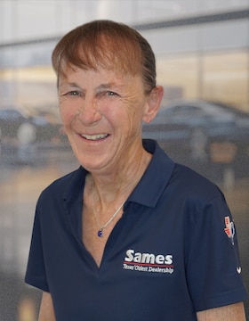 Staff member Elizabeth Boehl from ID_1f10b5