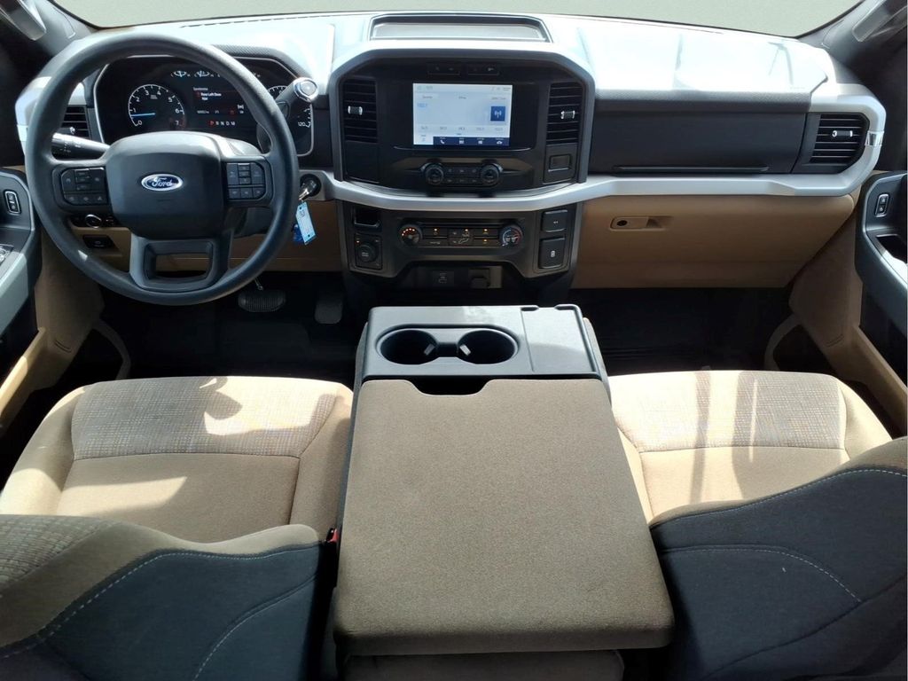 2023 Ford F-150 XLT - Photo 17