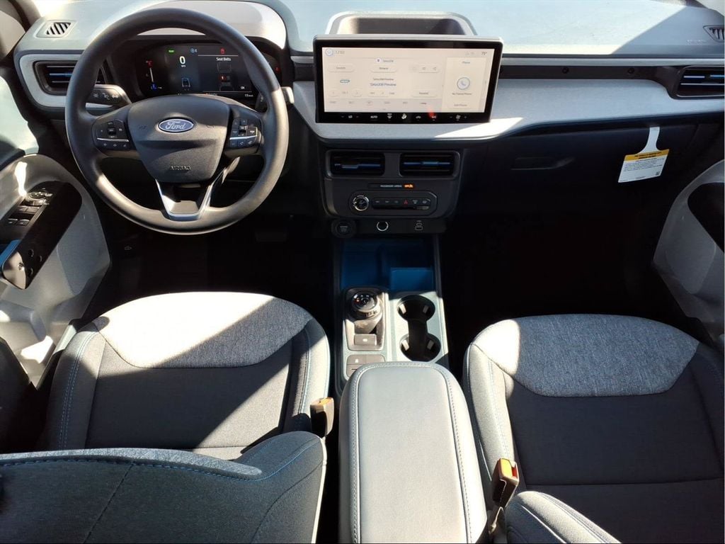 2026 Ford Maverick XLT - Photo 11