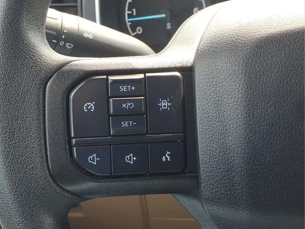 2023 Ford F-150 XLT - Photo 24