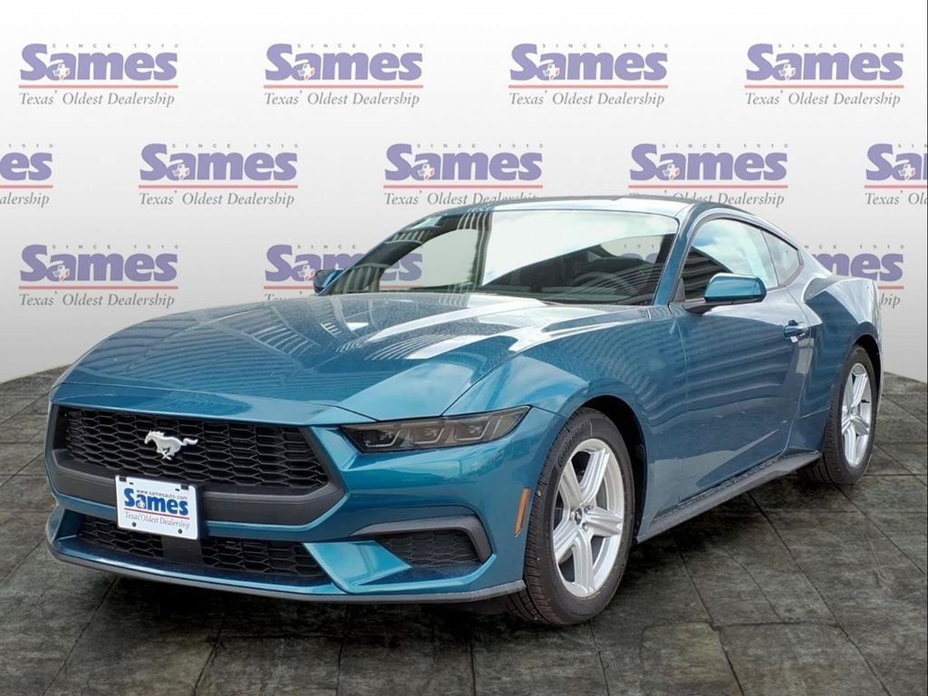 2026 Ford Mustang EcoBoost Fastback - Photo 3