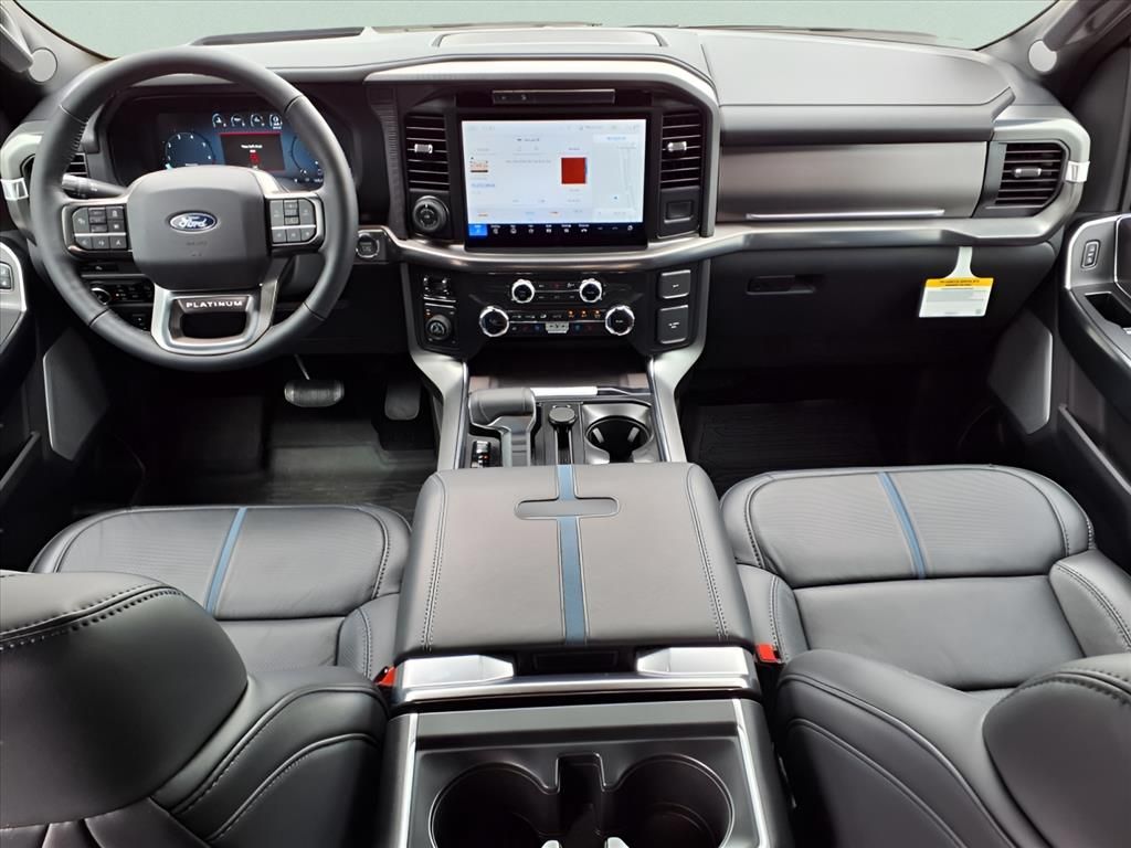 2025 Ford F-150 Platinum - Photo 8