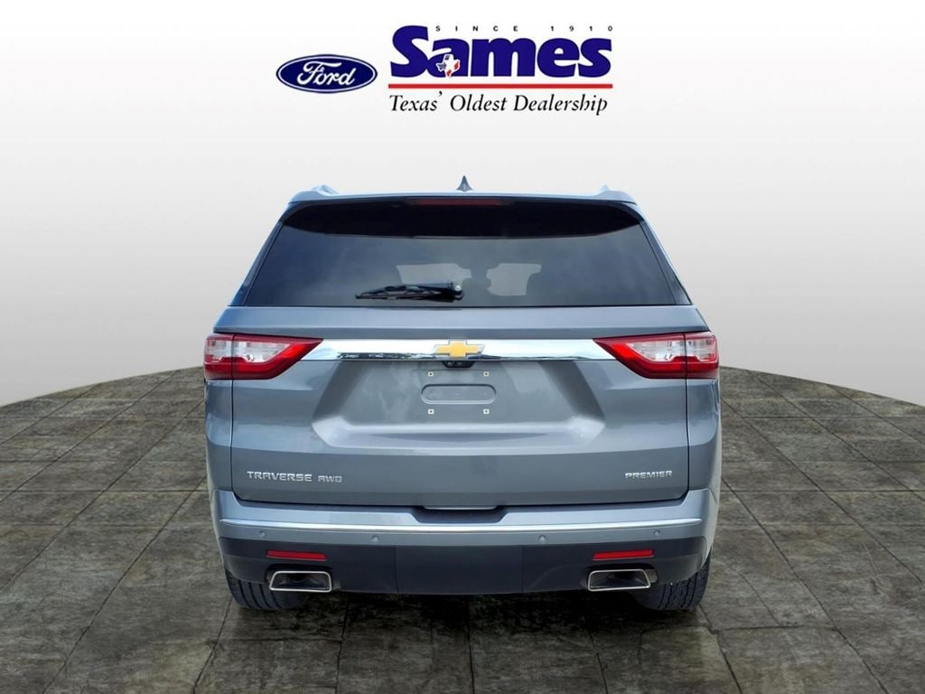 Used 2021 Chevrolet Traverse Premier SUV