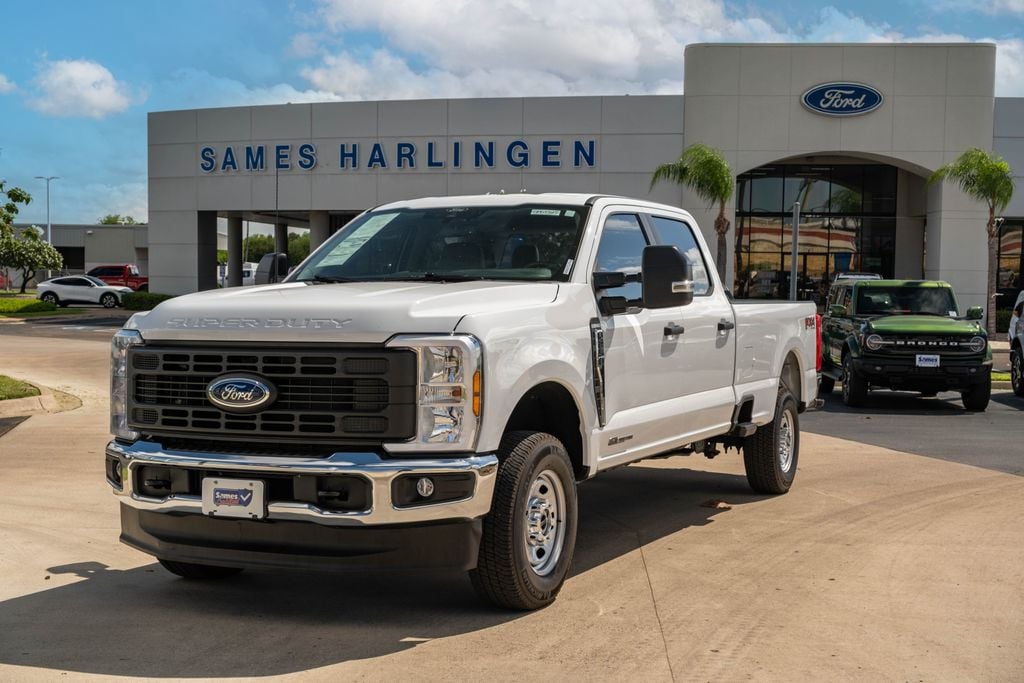 2025 Ford F-250 XL 4x4 Crew Cab 8' Box's photo