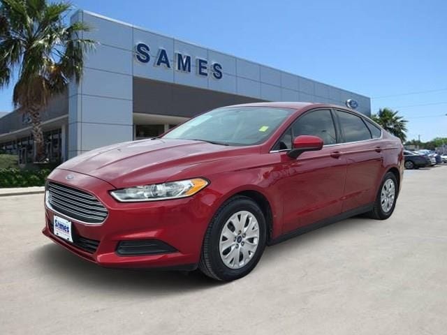 2014 Ford Fusion S's photo