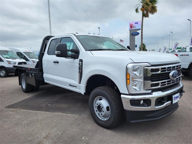 2024 Ford F-350 XL photo 2