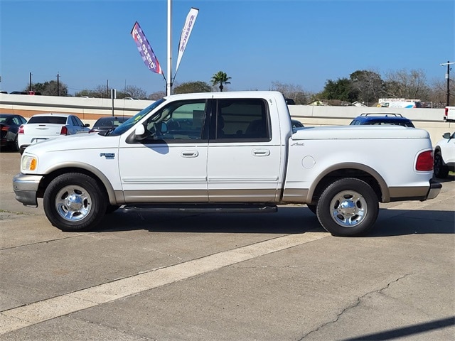 Used 2002 Ford F-150 XLT with VIN 1FTRW076X2KB42184 for sale in Corpus Christi, TX