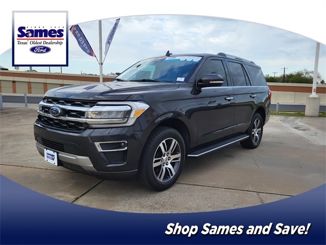 2022 Ford Expedition Limited's photo