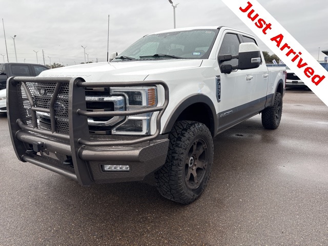 2022 Ford F-350 Super Duty King Ranch's photo