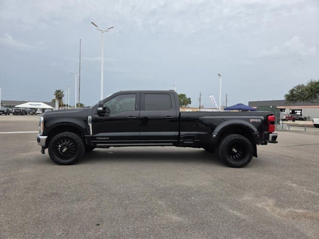 Certified 2023 Ford F-350SD Lariat Truck