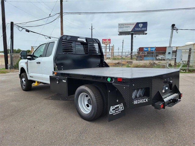 2024 Ford F-350 XL photo 4