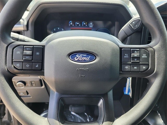 2025 Ford F-150 STX photo 2