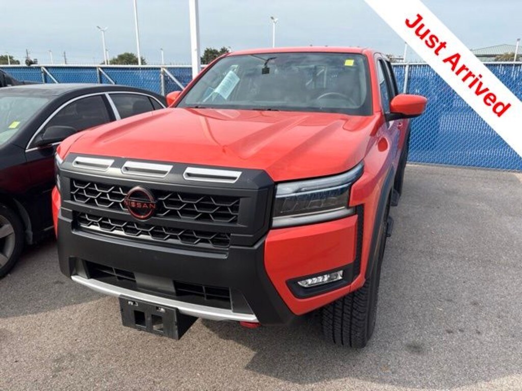 Certified 2025 Nissan Frontier PRO-4X Truck