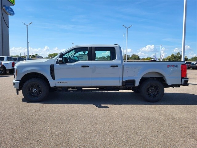 2026 Ford F-250 XL photo 2