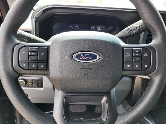 2026 Ford F-350 XLT photo 2