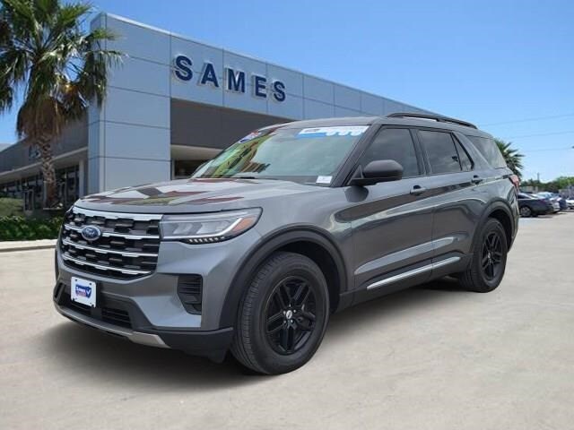 2025 Ford Explorer Active's photo