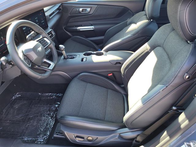 2026 Ford Mustang EcoBoost Fastback - Photo 6
