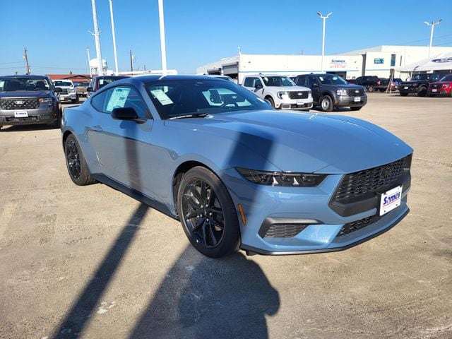 2026 Ford Mustang EcoBoost Fastback - Photo 10