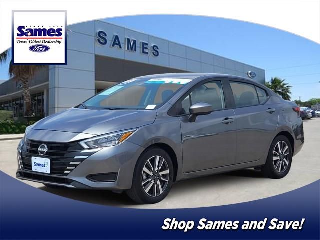 2025 Nissan Versa 1.6 SV CVT's photo
