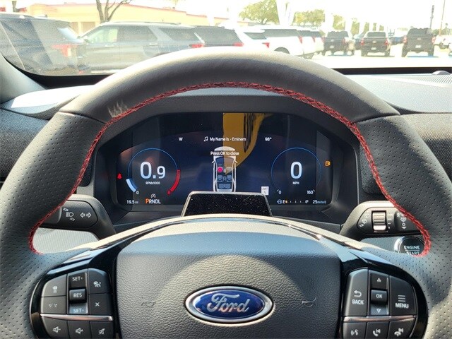 2025 Ford Explorer ST-Line photo 3