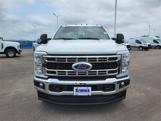 2024 Ford F-350 XL photo 3