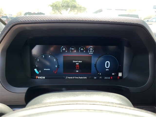 2025 Ford F-150 XLT photo 4