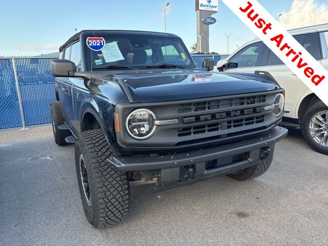 2021 Ford Bronco Base photo 2