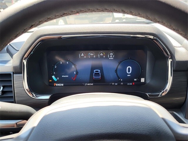 2025 Ford F-150 Lariat photo 3