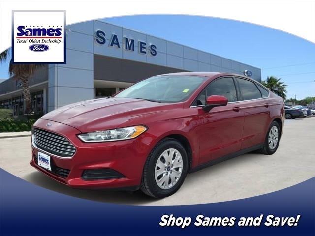 2014 Ford Fusion S's photo