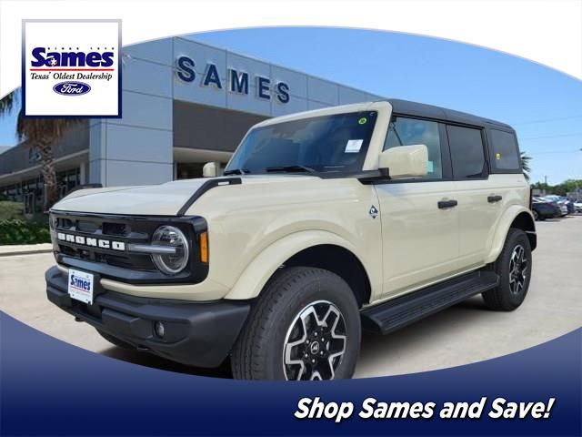 2026 Ford Bronco Outer Banks 4x4's photo
