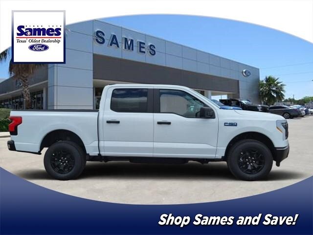 2025 Ford F-150 Lightning Pro's photo