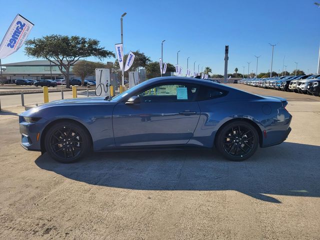 2026 Ford Mustang EcoBoost Fastback - Photo 2