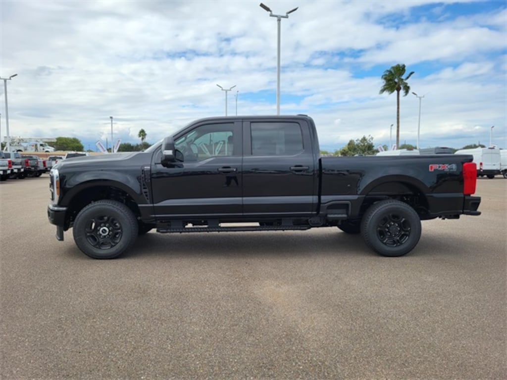 New 2026 Ford F-250 XL Truck Crew Cab