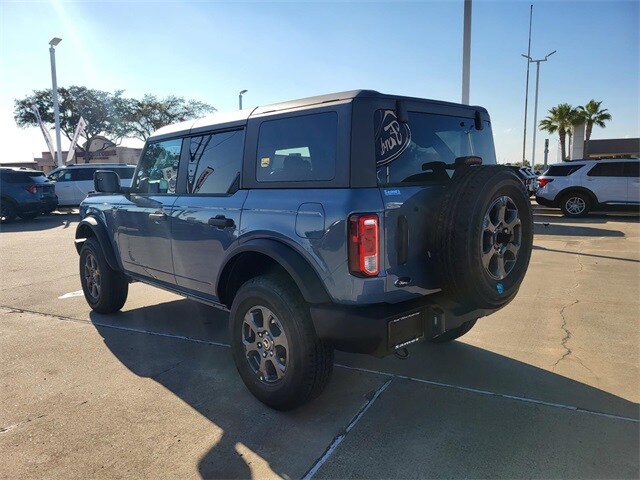 2025 Ford Bronco Big Bend photo 3