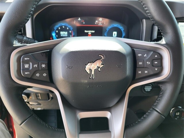 2025 Ford Bronco Big Bend photo 2