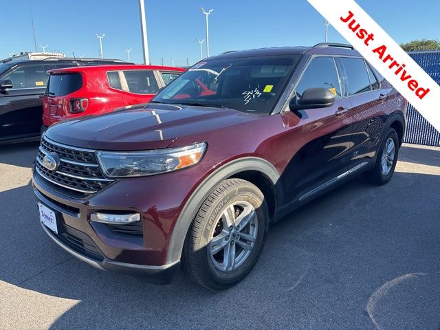 2022 Ford Explorer XLT RWD's photo