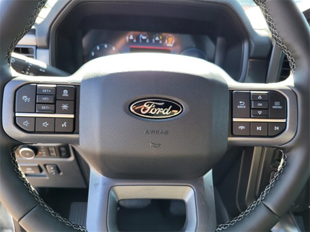 New 2025 Ford F-150 Lariat Truck SuperCrew Cab