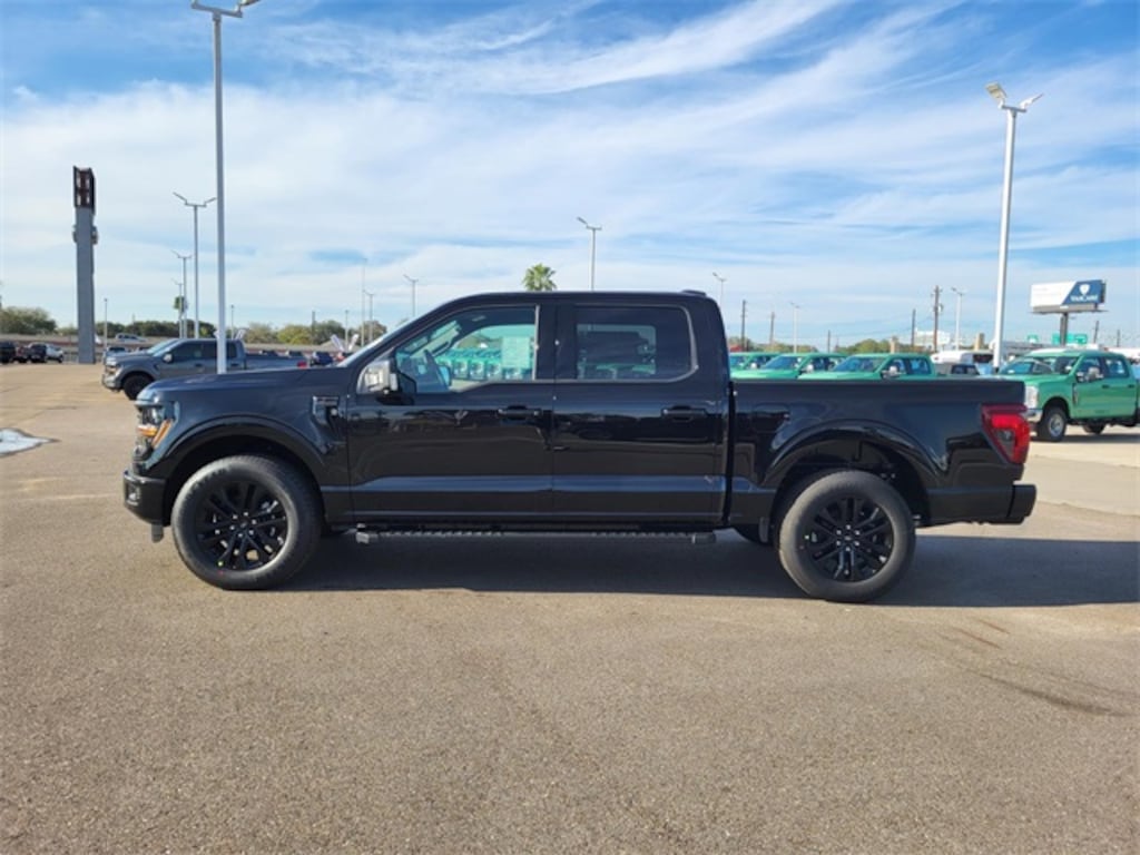 New 2025 Ford F-150 XLT Truck SuperCrew Cab