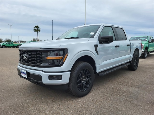 2025 Ford F-150 STX's photo