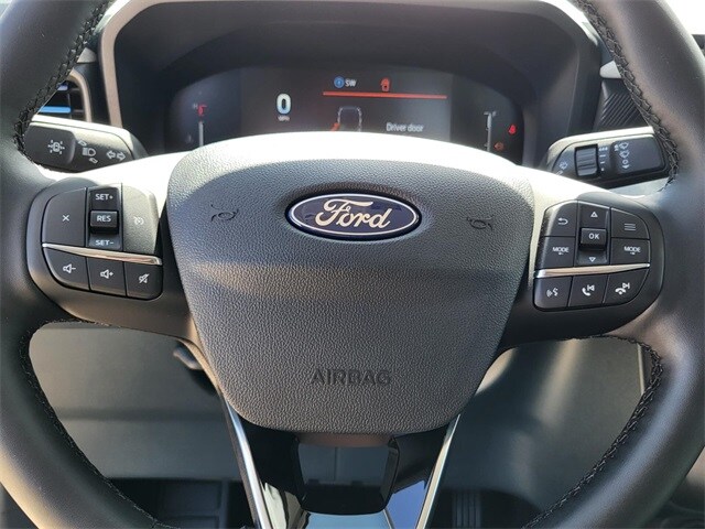 2025 Ford Maverick XLT photo 2