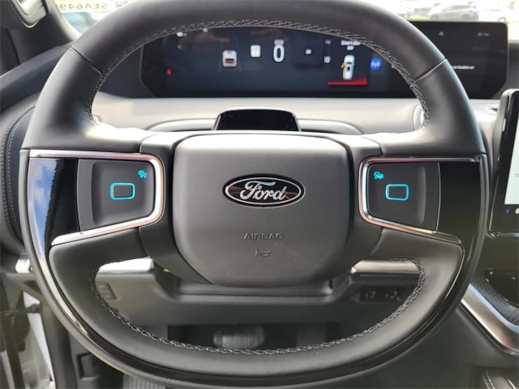 New 2025 Ford Expedition Platinum SUV