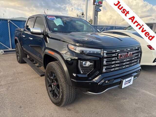 2025 Gmc Canyon Denali photo 2