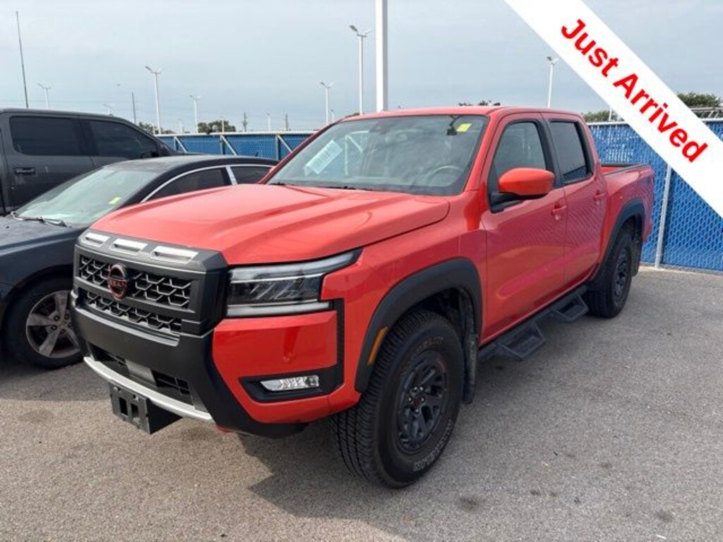 Certified 2025 Nissan Frontier PRO-4X Truck